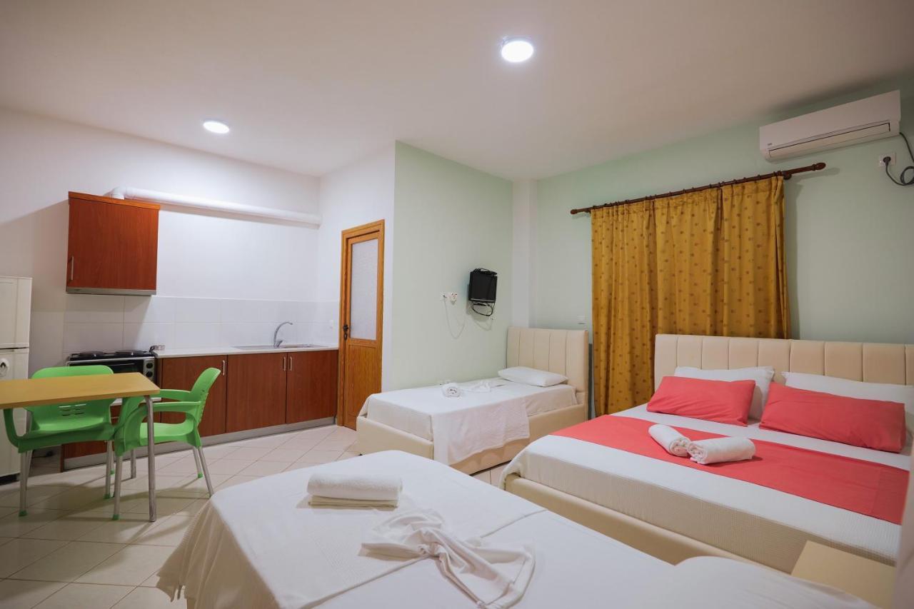 Apartament Armantis *